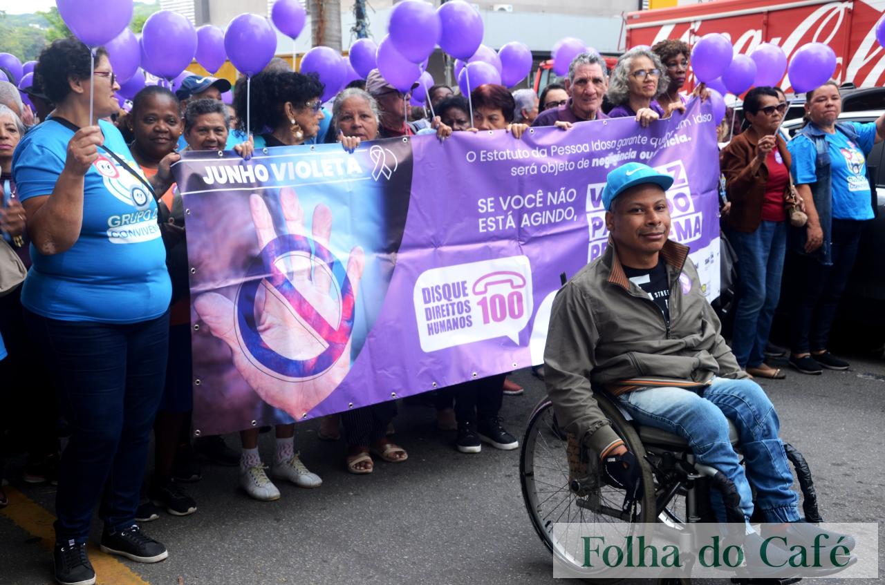 Volta Redonda: mais de mil pessoas participam de caminhada em defesa da pessoa idosa