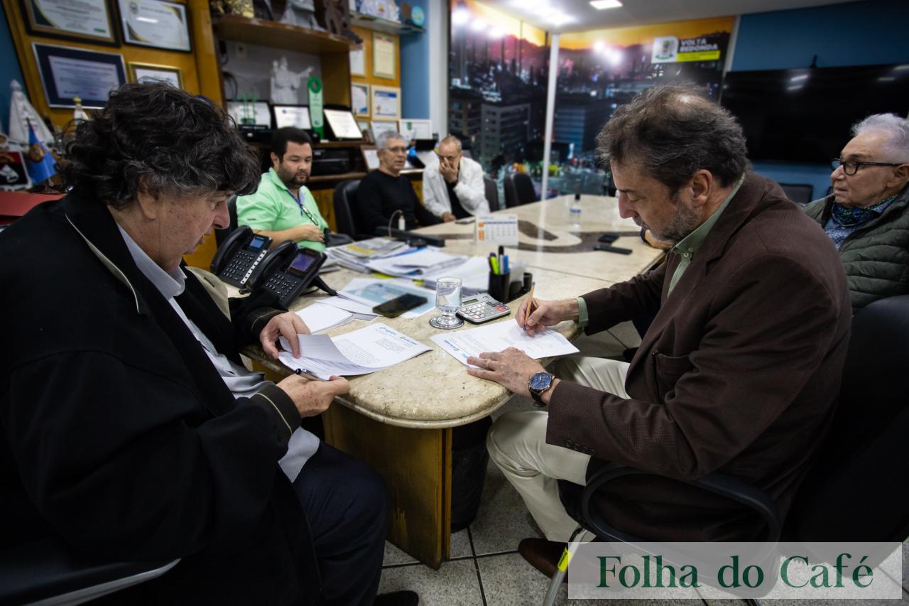 Prefeitura de Volta Redonda e AgeRio assinam convênio para implantação do Programa de Microcrédito no município