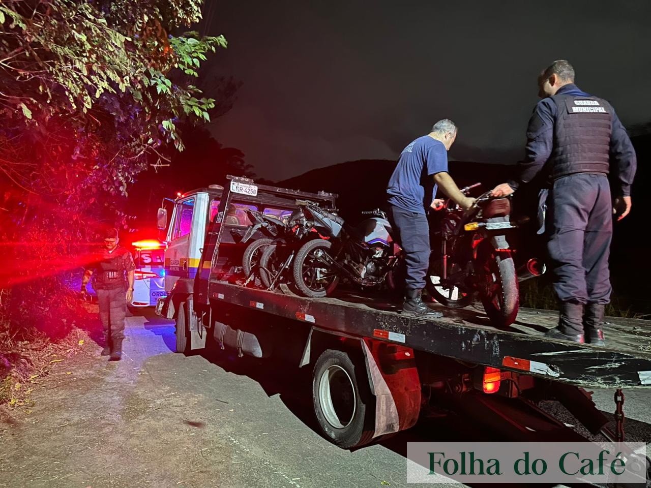 Ordem Pública de Volta Redonda apreende quatro motocicletas por direção perigosa