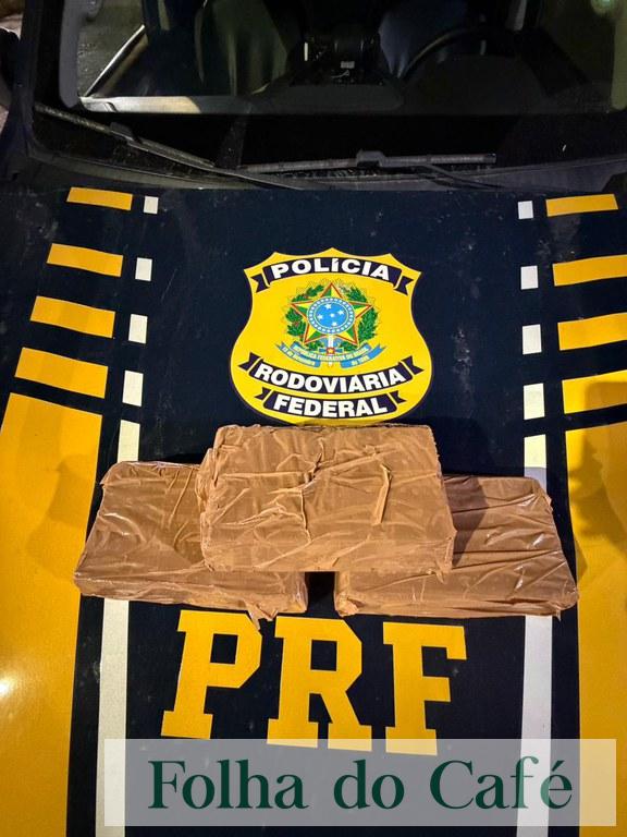 PRF prende dupla com droga em Resende