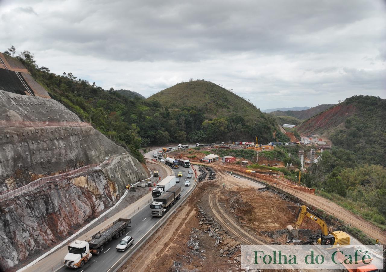 Programação semanal de desmontes de rochas na Serra das Araras