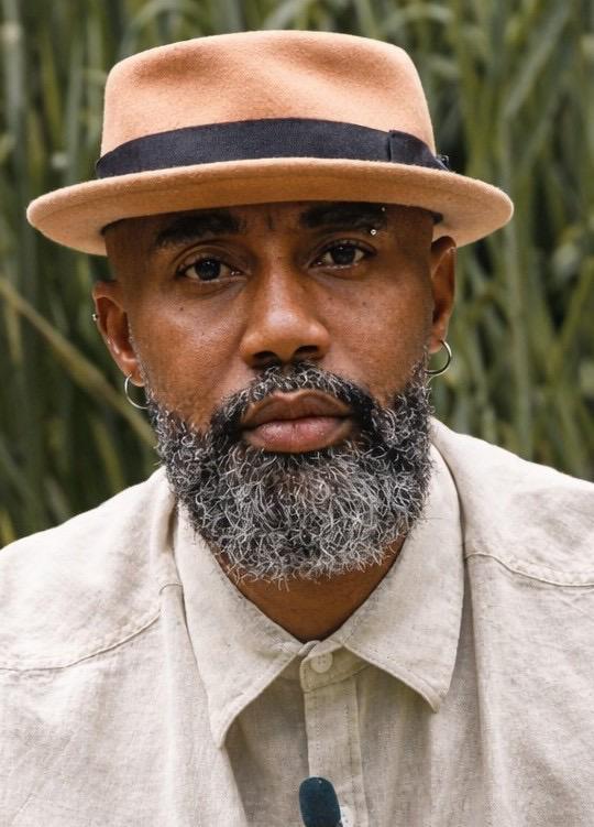 Barão aponta dados sobre as questões raciais