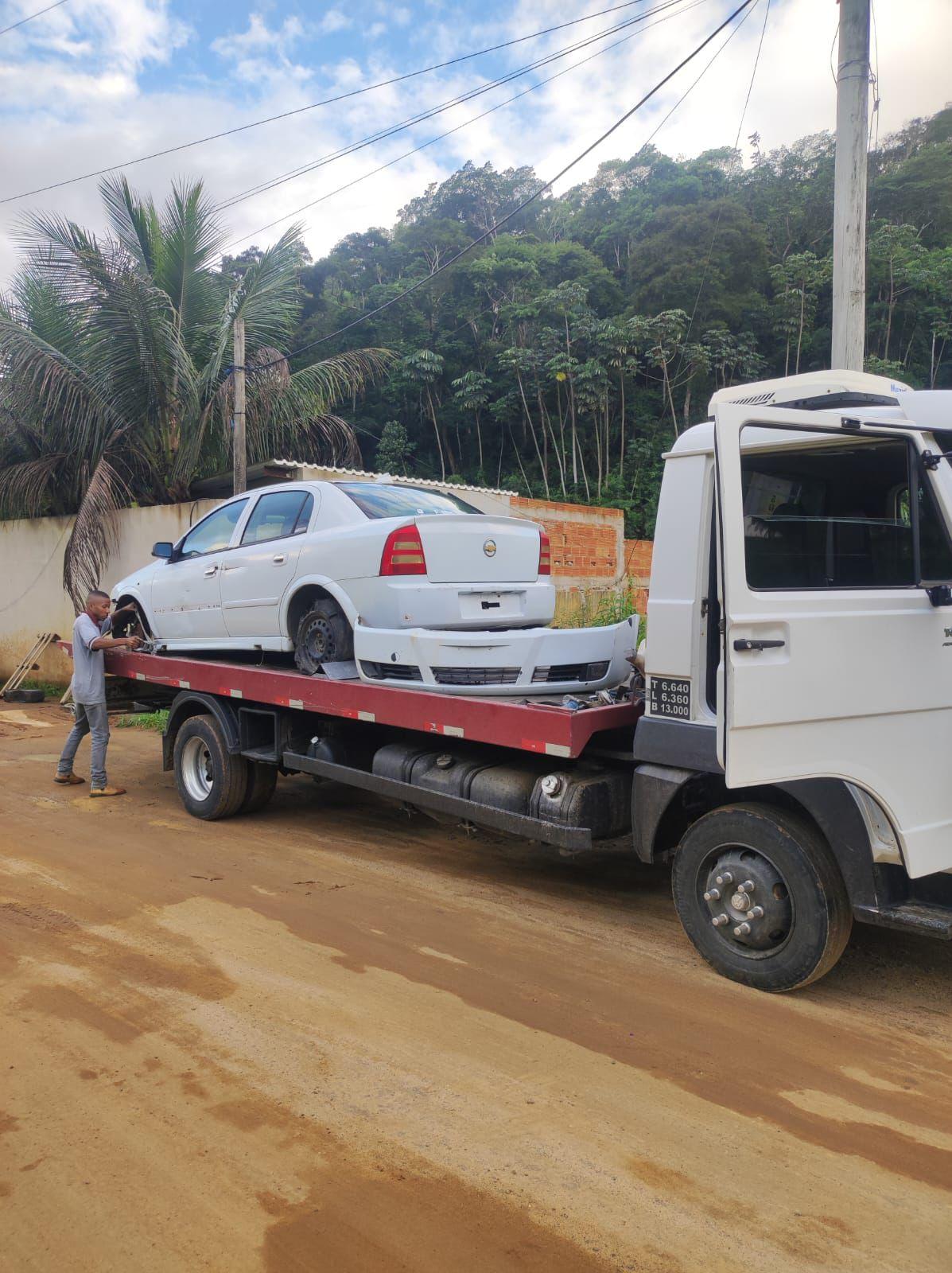 Piraí - Homem é preso por furto de veículo 
