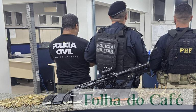 PRF apreende fuzil, carregadores e centenas de munições no Sul Fluminense