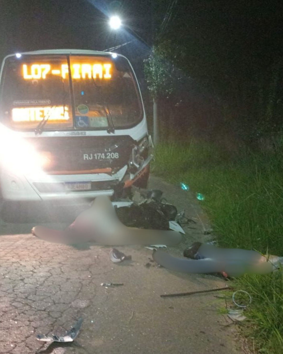 Piraí - Colisão entre ônibus e moto deixa dois mortos 