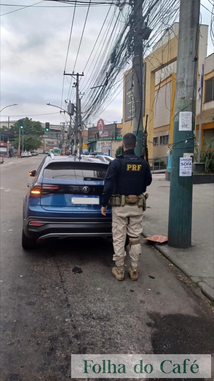 PRF recupera veículo roubado