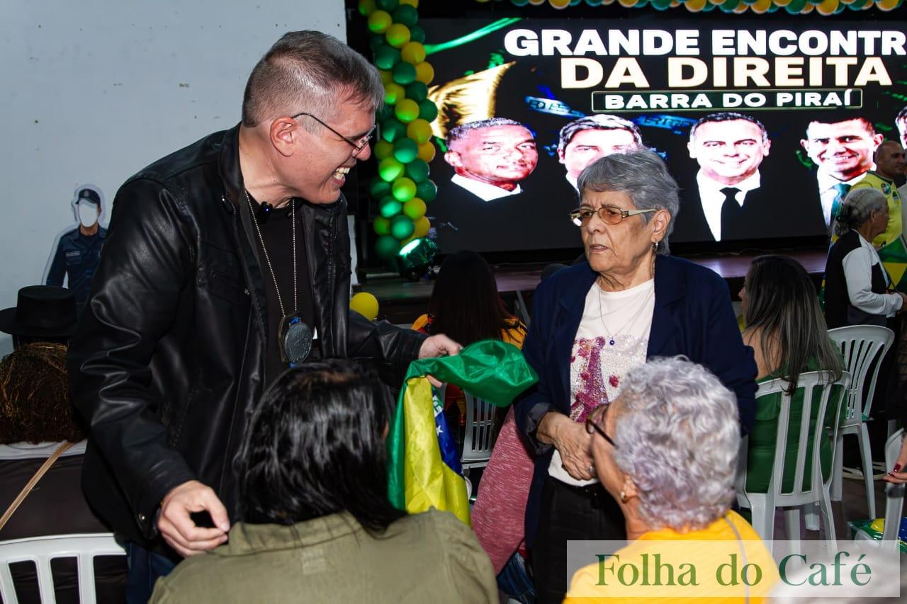 Delegado Antonio Furtado confirma candidatura a deputado federal em Grande Encontro da Direita em Barra do Piraí