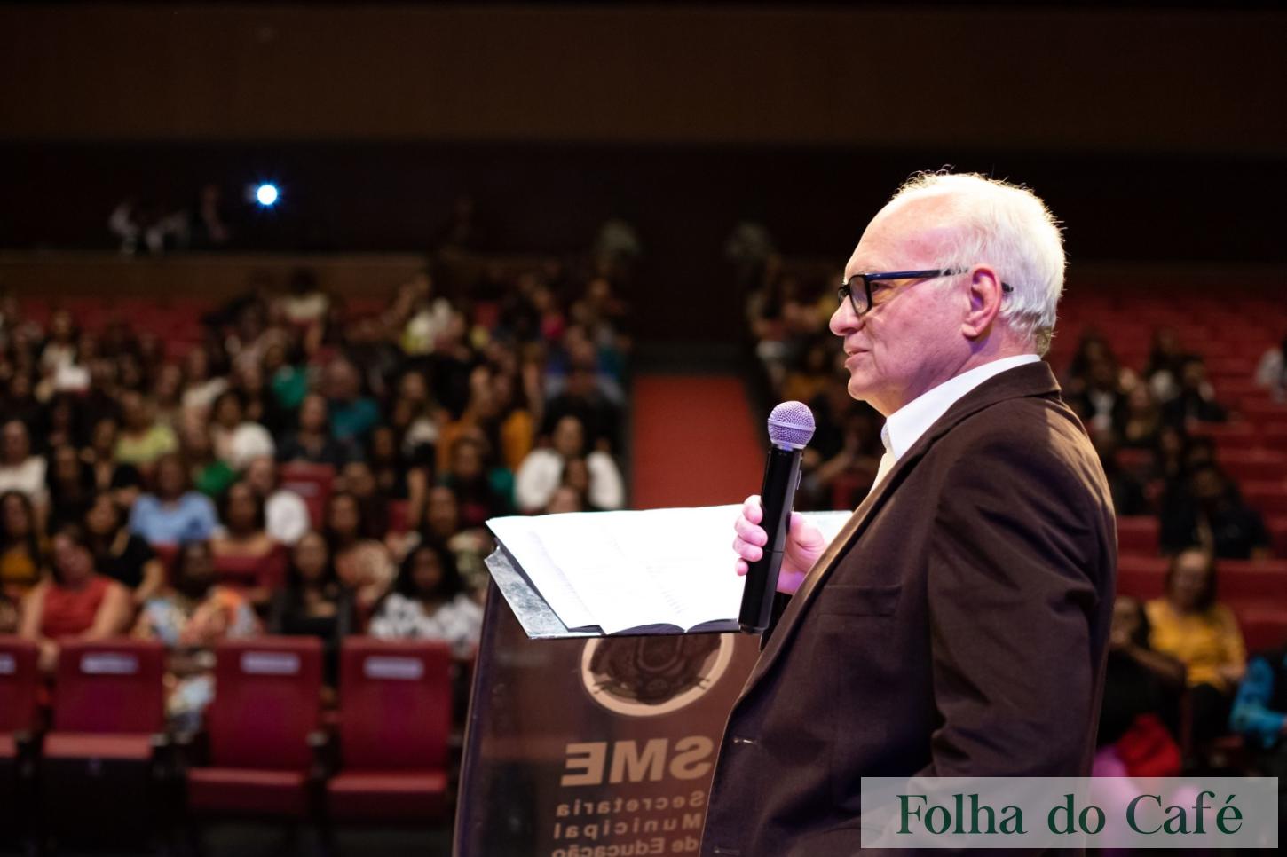 Prefeitura de Volta Redonda lança Prêmio Institucional Inovação e Tecnologia na Aprendizagem e Prêmio Educador Destaque 2026