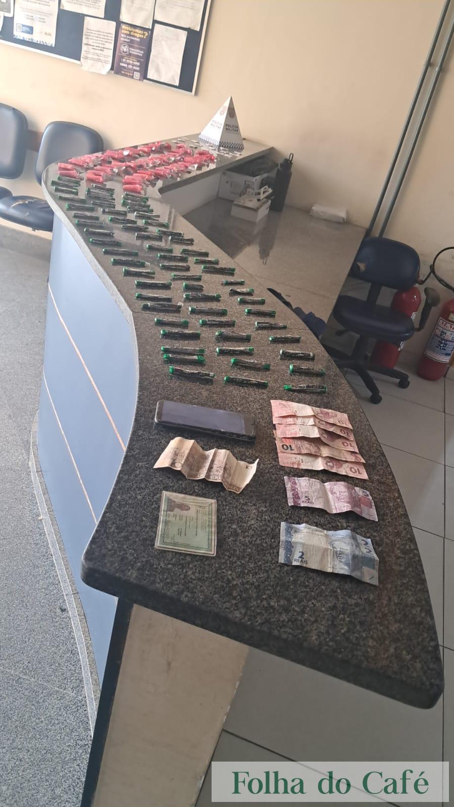 Valença - GAT apreende drogas e conduz suspeitos por tráfico