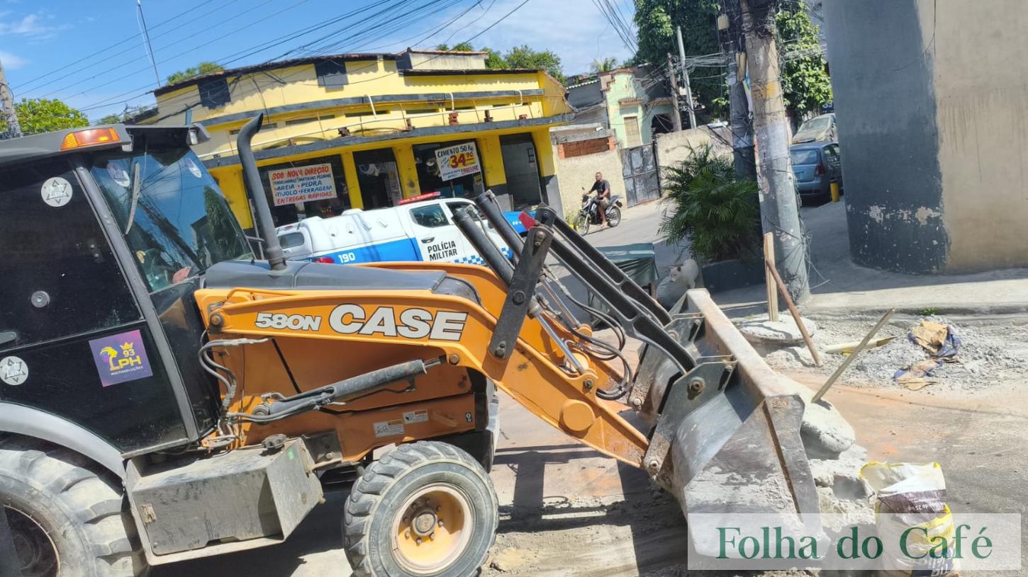 Duque de Caxias - Após denúncia de coordenador da Frente Parlamentar, PM tira barricadas em três comunidades 