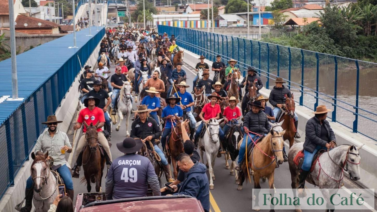 Barra do Piraí - Cavalgada Vale do Café reúne mais de 450 cavalos 