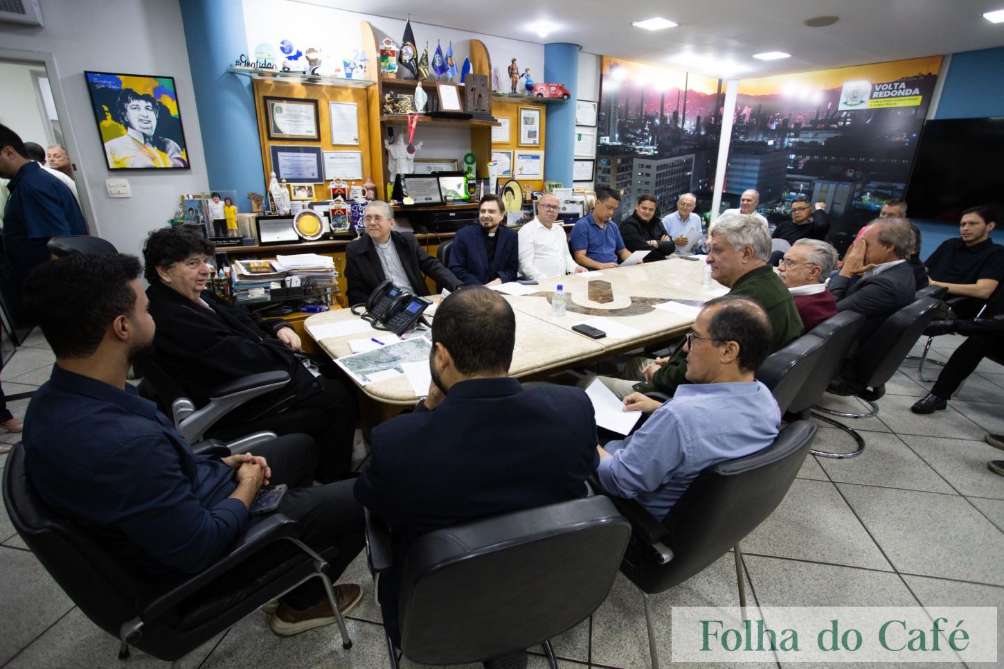 Volta Redonda - Prefeito Neto recebe Dom Luiz Henrique e Monsenhor Alércio