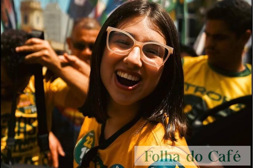 Mãe da deputada de direita mais votada de SP Eduarda Campopiano, recebe BPC desde 2019