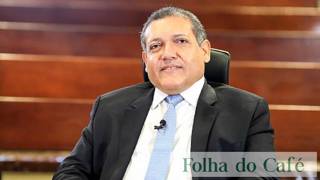 Mensagens no celular de Daniel Vorcaro citam ministro e relatam quarto com cinco mulheres em festa em São Paulo