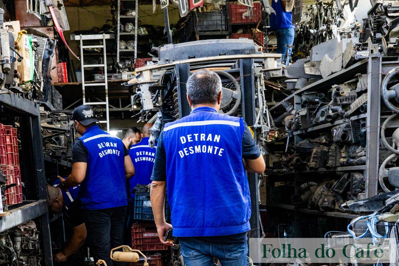 Operação Desmonte encontra motores roubados em ferro-velho de Barra do Piraí