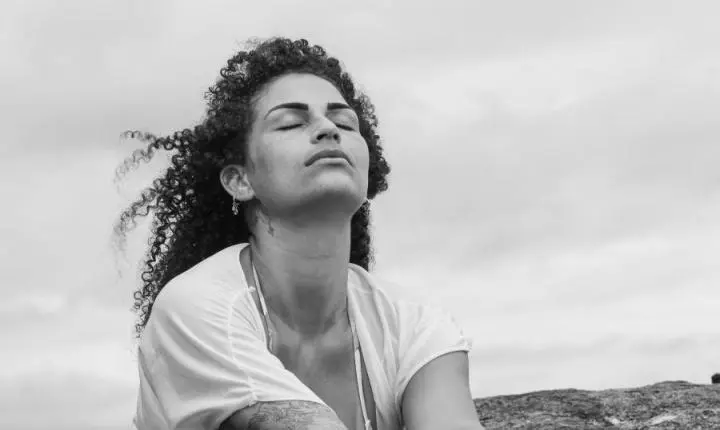 Cansaço não é fraqueza: exaustão feminina sem tabu 