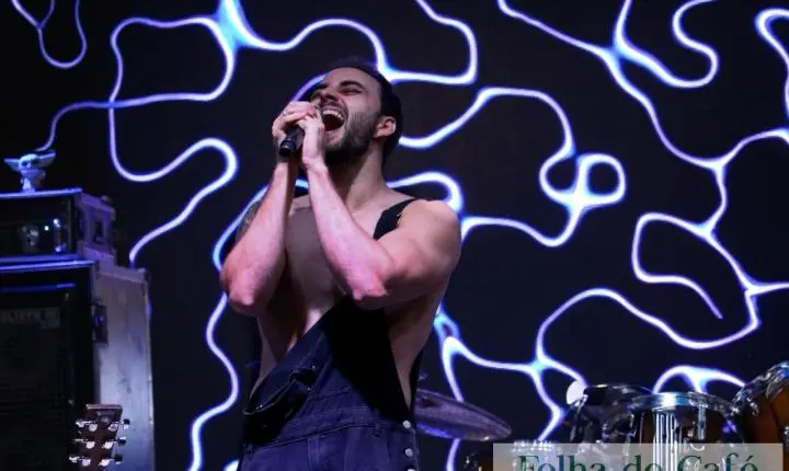 Jair Soares promete pop rock e conexão com o público na abertura do show do Raça Negra no Piraí Fest 2026
