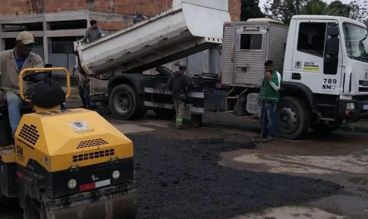Neto anuncia novo asfalto para vários bairros de Volta Redonda