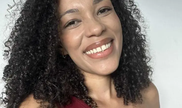 Os erros silenciosos que podem estar sabotando seu cabelo