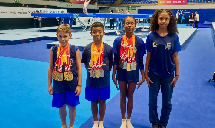 Pinheiral conquista 12 medalhas no Campeonato Sul-Americano de Ginástica de Trampolim