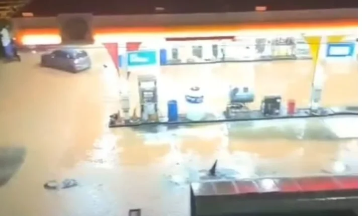 Piraí - Chuva forte causa alagamentos em diversos pontos da cidade