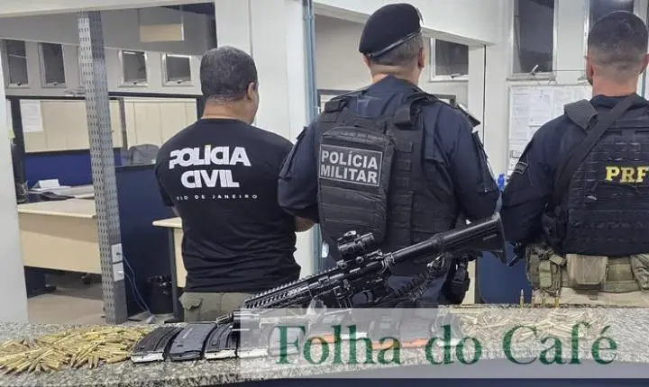 PRF apreende fuzil, carregadores e centenas de munições no Sul Fluminense