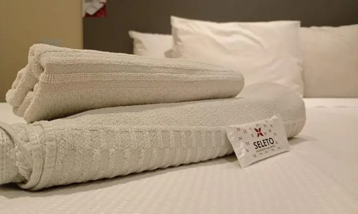 Seleto Hotel aposta em estrutura voltada ao público corporativo e amplia opções de hospedagem em Piraí